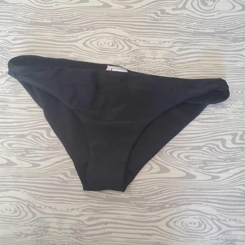 Black Bathing Suit Bottoms (L) ☆NEW☆